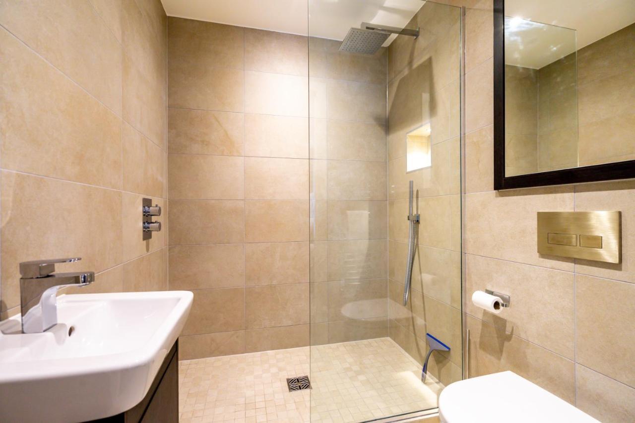 Piccadilly Place Apartment ยอร์ค ภายนอก รูปภาพ